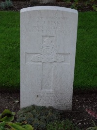 Klagenfurt War Cemetery - Benn, Ernest James